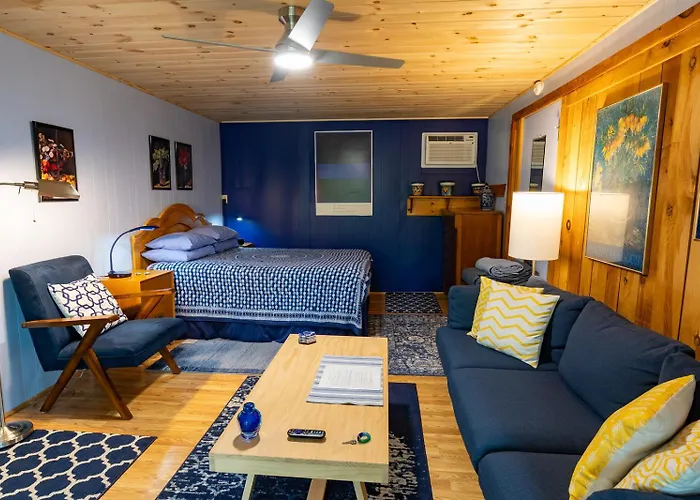 Cavalier Cottage B&B